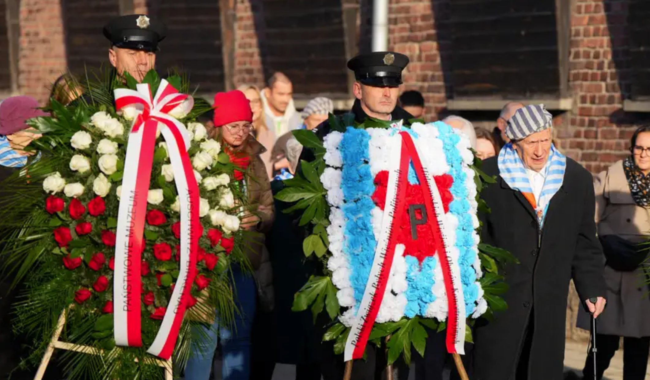 Conmemoran 80 aniversario de la liberación de Auschwitz